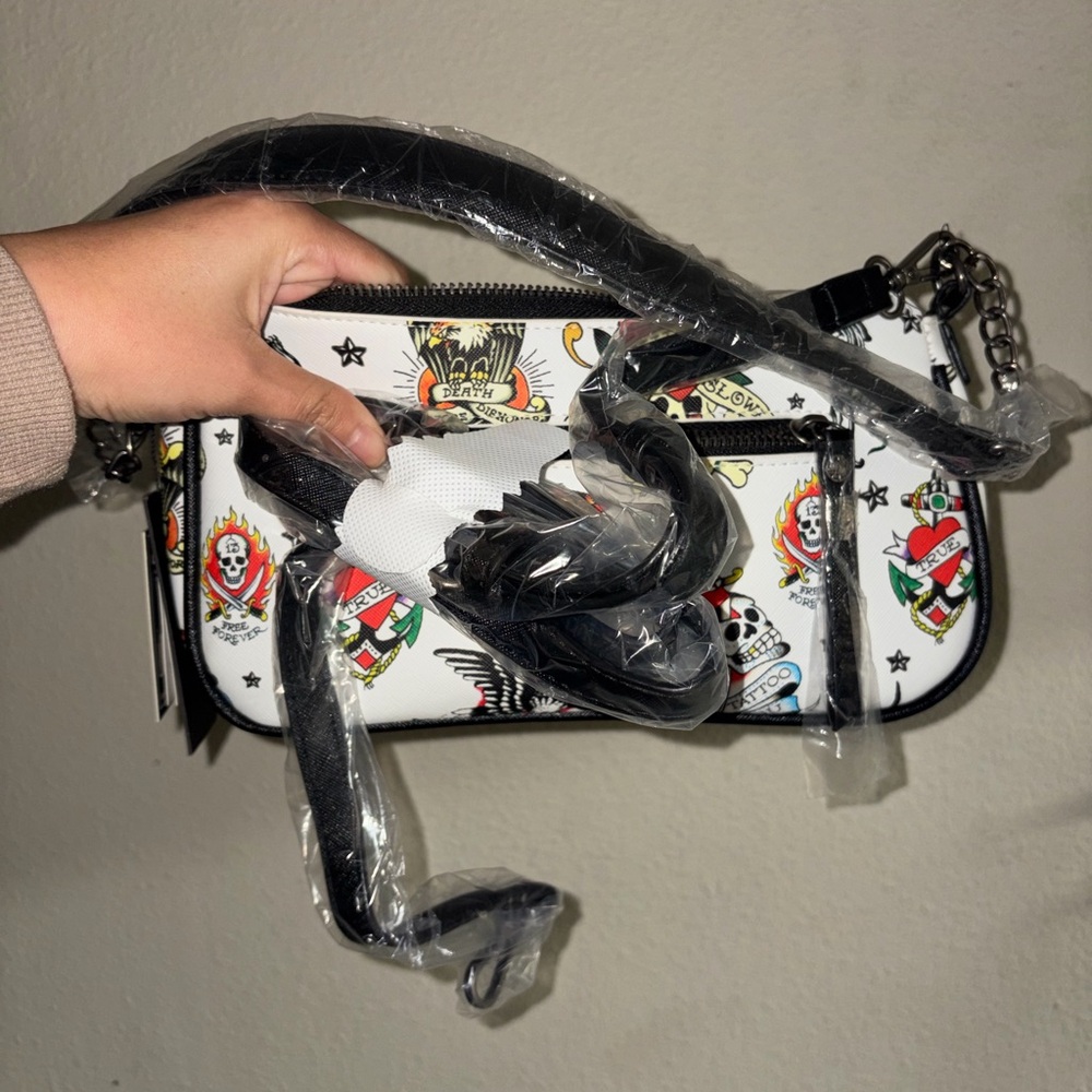 Ed Hardy White Shoulder Bag with Tattoo Graphics - Picture 4 of 7